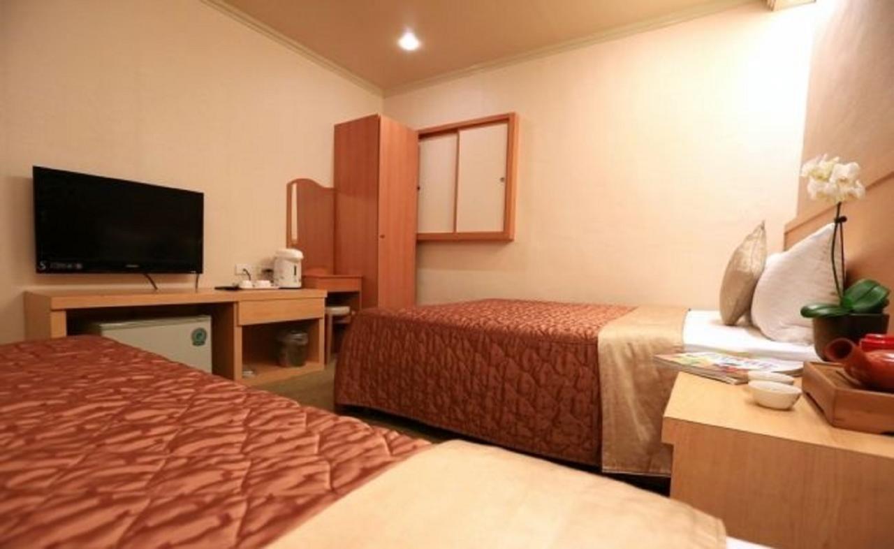 Red Cabin Inn Taipeh Exterior foto